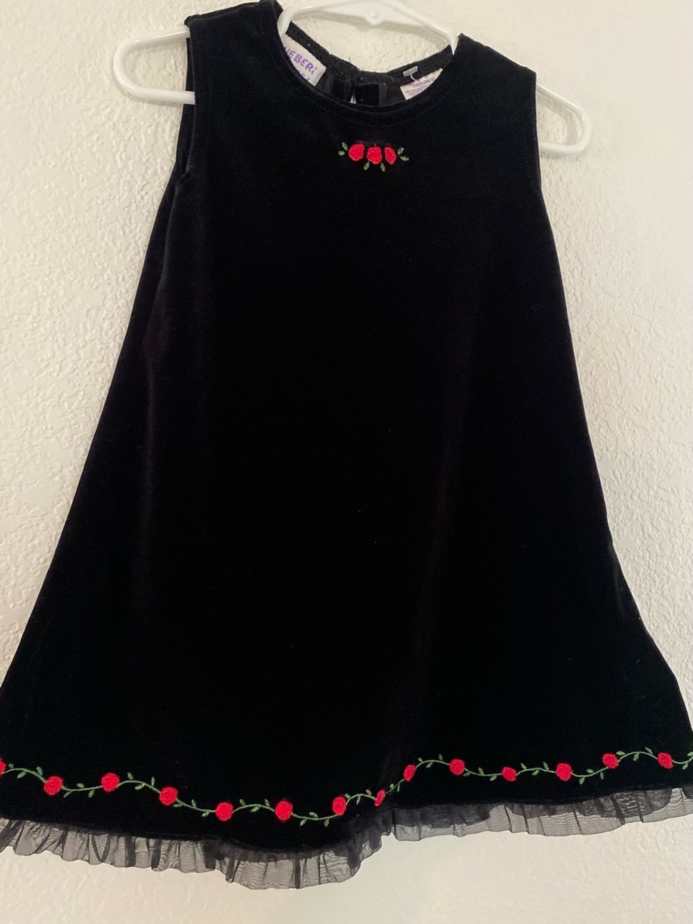 Vintage Blueberi Boulevard Black Velvet Embroidered Rose Holiday Dress Size 2T